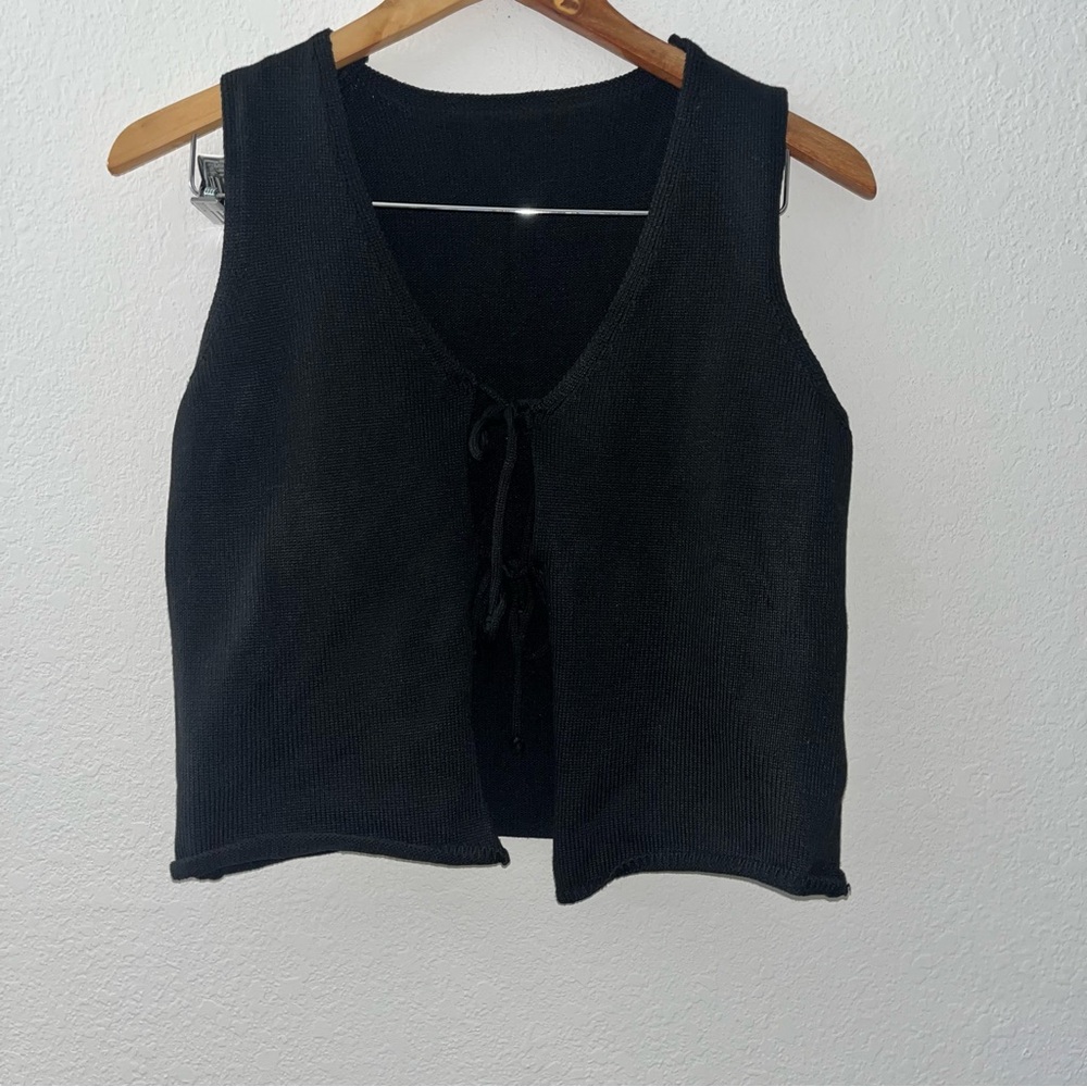 Black Crop Tie Front Tank Top